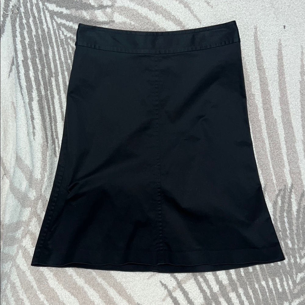 🟢💚 Banana Republic Black A-Line Knee-Length Skirt 🟢💚